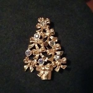 Vintage Avon Christmas Tree Brooch w/Rhinestones
